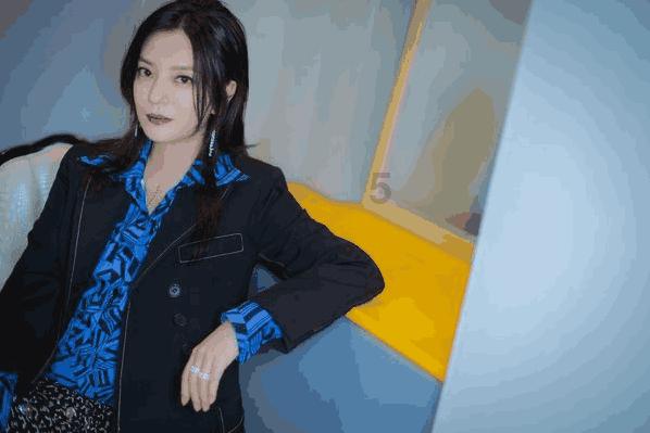 探索身材不输柳岩,因临时参演《让子弹飞》意外走红,如今人生有多大变化?|了解最新科技进展